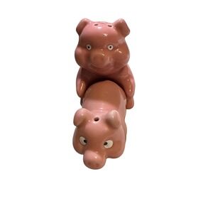 Stacking Pigs Salt and Pepper Shakers Ceramic Cute Kitchen Decor